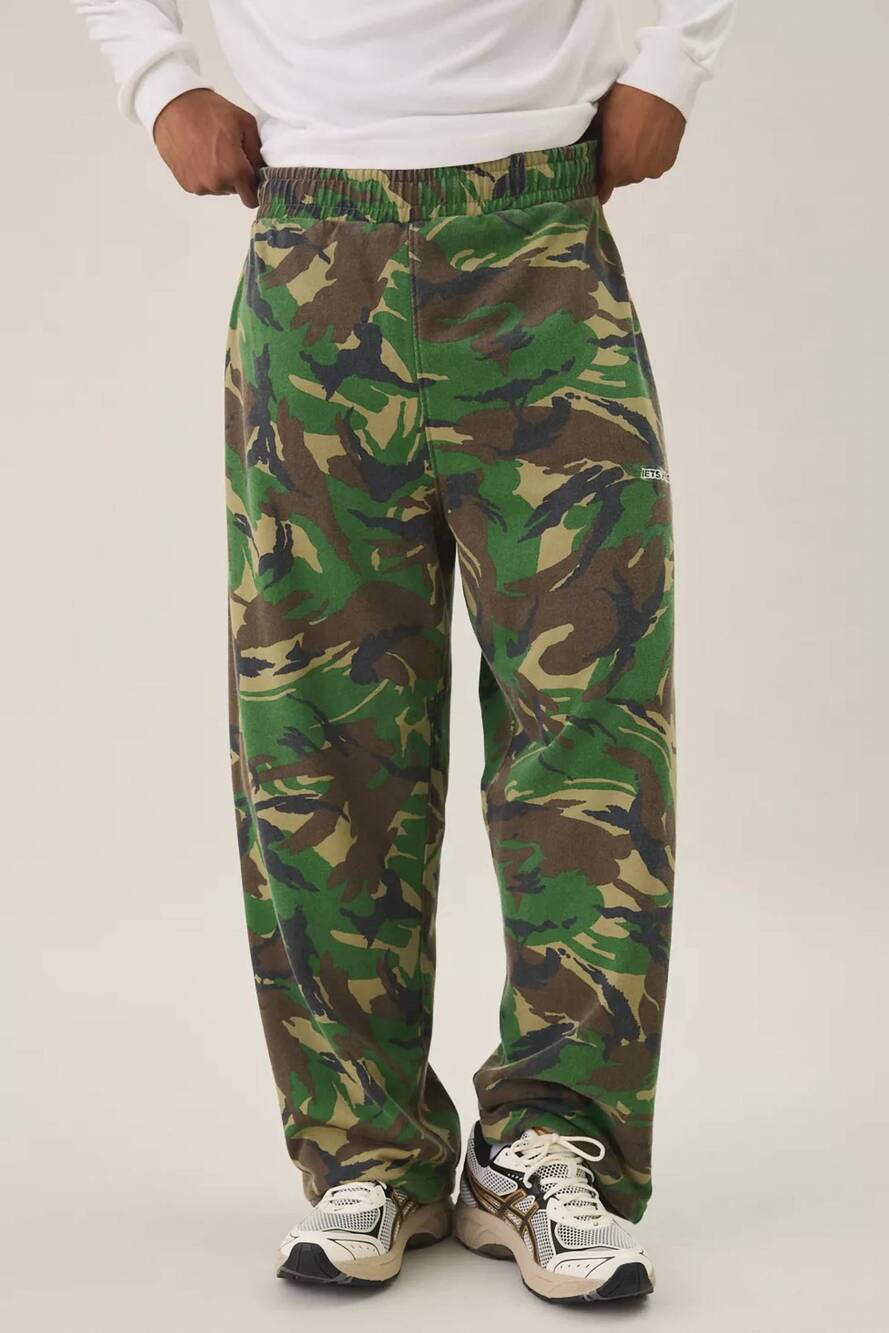 NEW IETS FRANS harri wide leg jogger sweatpants in camo